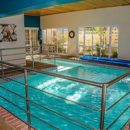 A&A Guesthouse Порт-Элизабет Экстерьер фото
